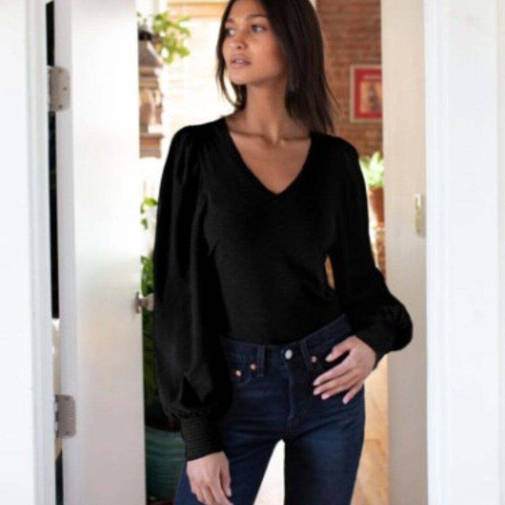 Nation LTD Tabitha Pima Cotton Full Sleeve‎ V Neck Top Black Size Small